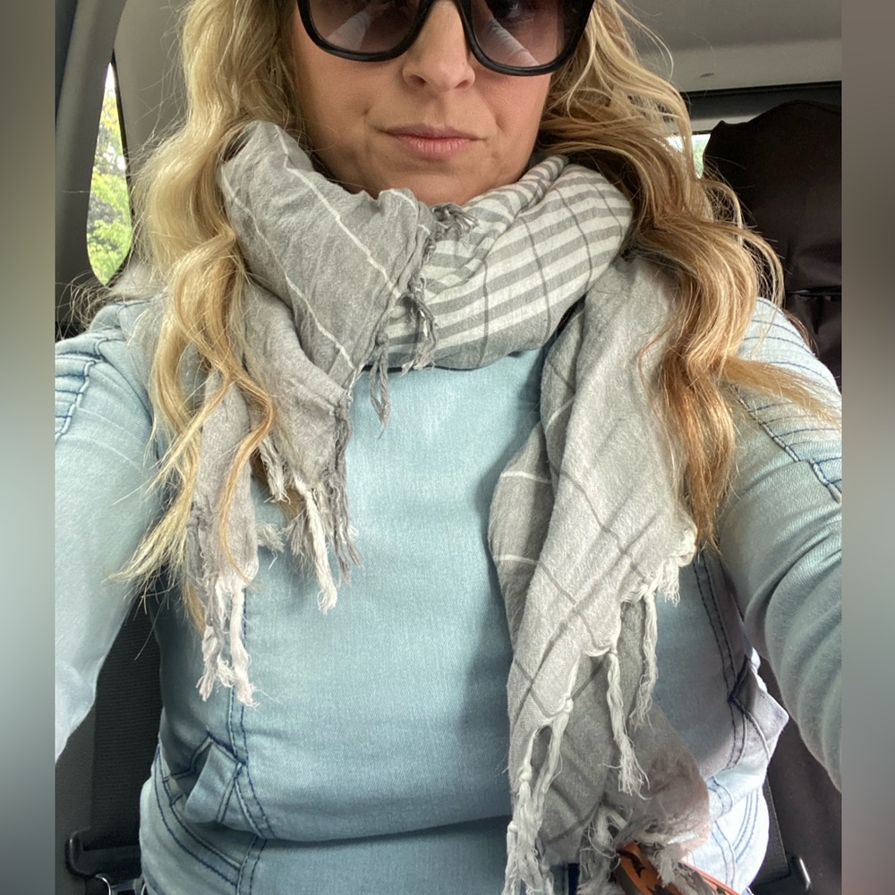 Meet your Posher, Suzanne